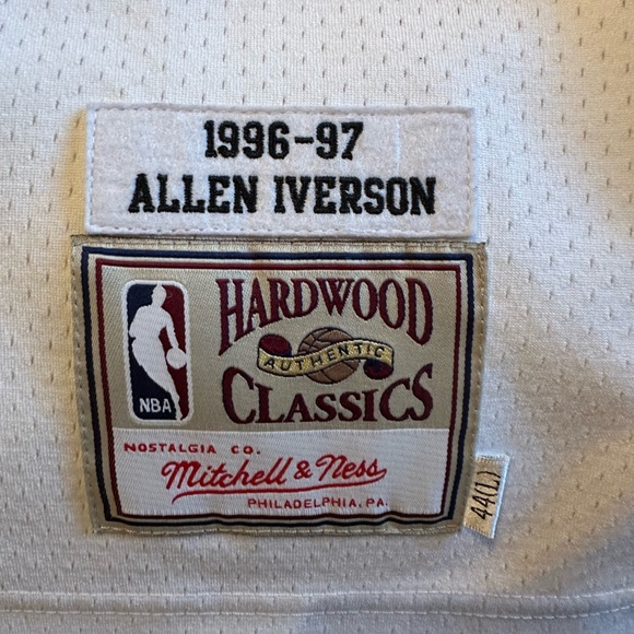 Sixers Mitchell and Ness Allen Iverson Jersey - - Picture 2 of 3